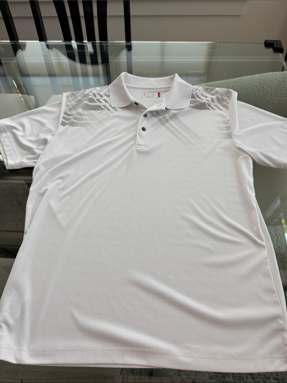 Ben Hogan Men's White Polo Shirt with Subtle Gray Graphic